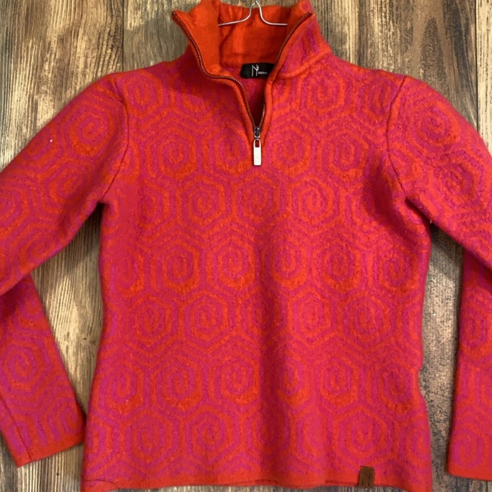 Youth medium funky quarter zip